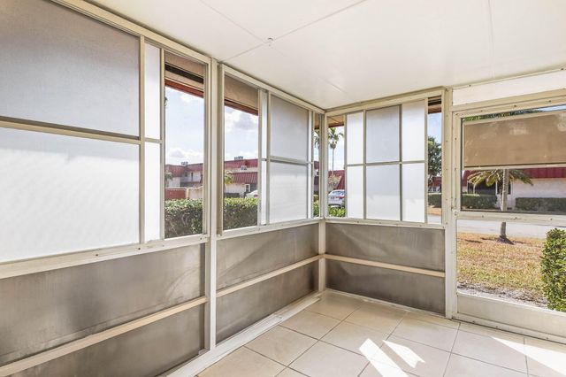 12013 Greenway Cir S 110, Royal Palm Beach, FL 33411