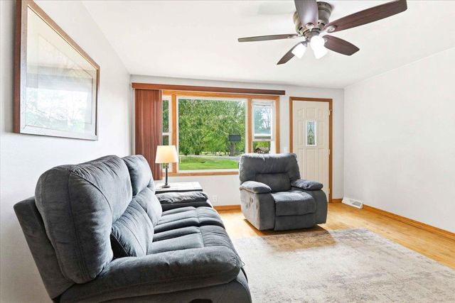 100 Mound View Drive, Friendship, WI 53934
