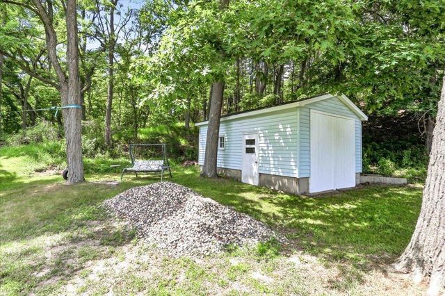 100 Mound View Drive, Friendship, WI 53934