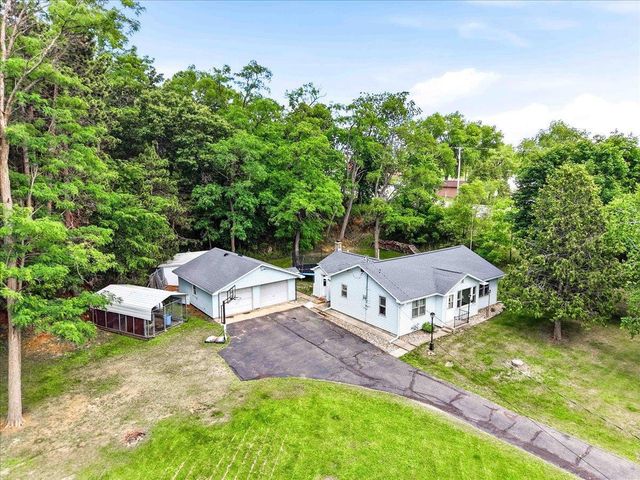 100 Mound View Drive, Friendship, WI 53934
