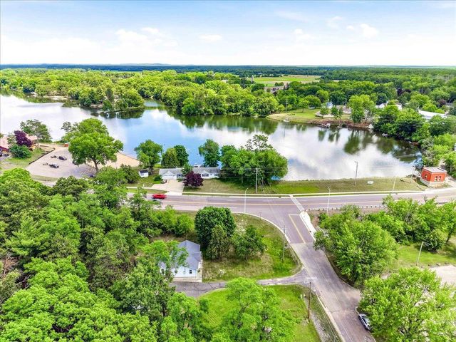100 Mound View Drive, Friendship, WI 53934