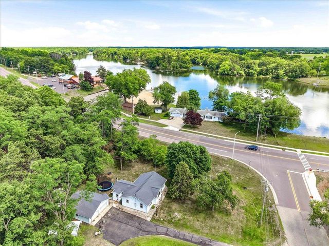 100 Mound View Drive, Friendship, WI 53934