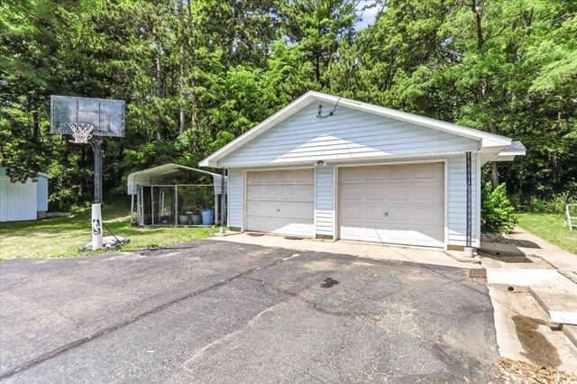 100 Mound View Drive, Friendship, WI 53934