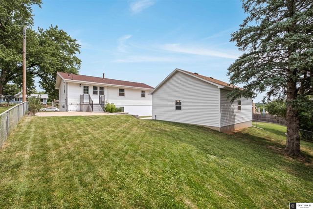 9223 Ames Avenue, Omaha, NE 68134