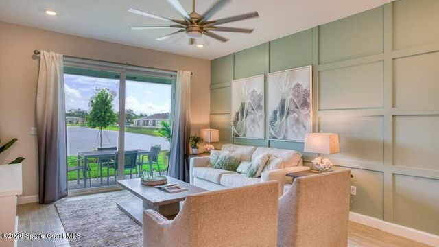 1572 Miraflores Trail NW, Palm Bay, FL 32907