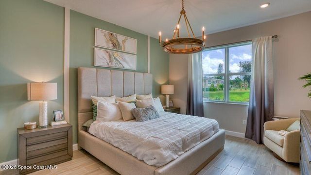 1572 Miraflores Trail NW, Palm Bay, FL 32907