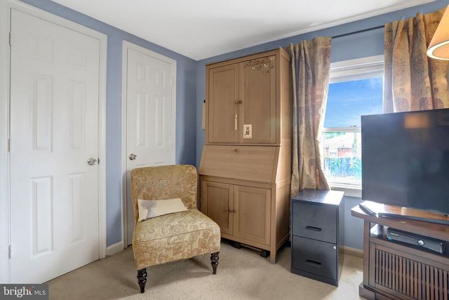 2024 S NELSON ST, Arlington, VA 22204