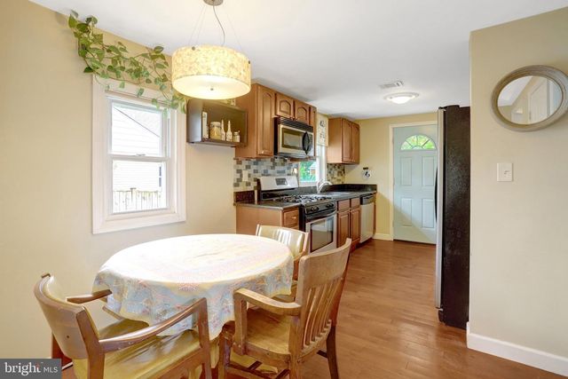 2024 S NELSON ST, Arlington, VA 22204