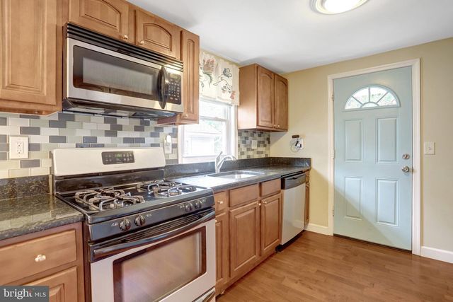 2024 S NELSON ST, Arlington, VA 22204