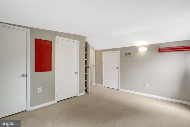 2024 S NELSON ST, Arlington, VA 22204