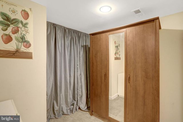 2024 S NELSON ST, Arlington, VA 22204