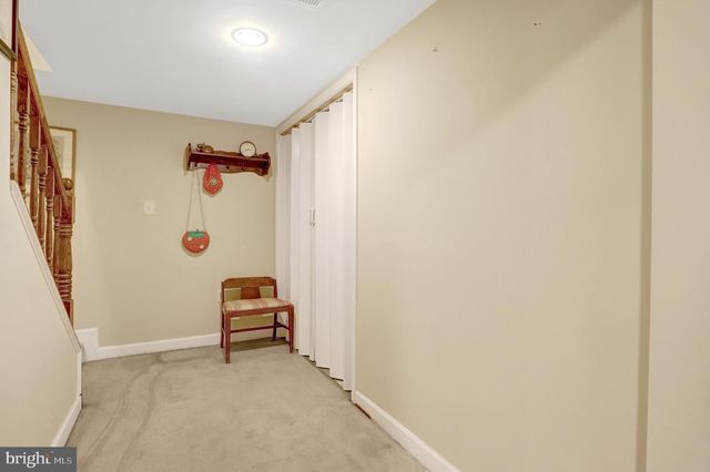 2024 S NELSON ST, Arlington, VA 22204
