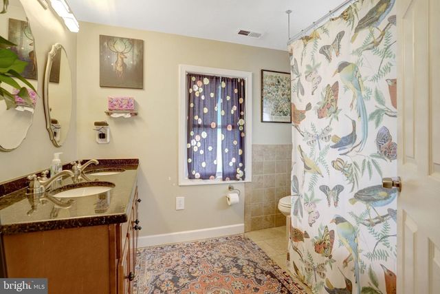 2024 S NELSON ST, Arlington, VA 22204
