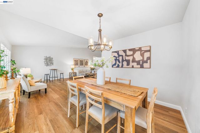 10049 El Dorado Dr, San Ramon, CA 94583