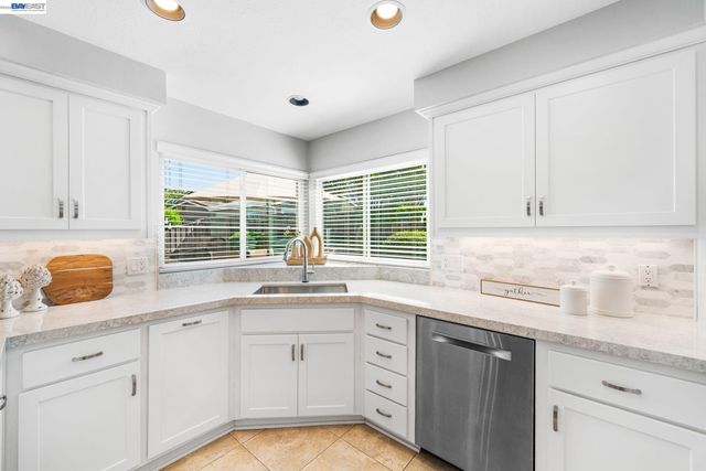 10049 El Dorado Dr, San Ramon, CA 94583