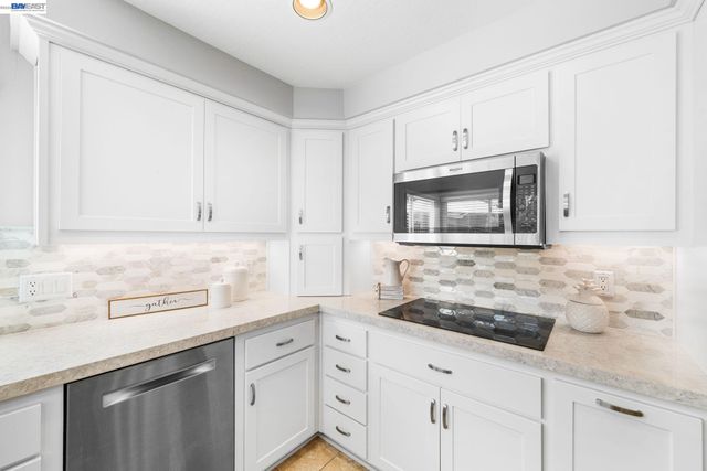 10049 El Dorado Dr, San Ramon, CA 94583