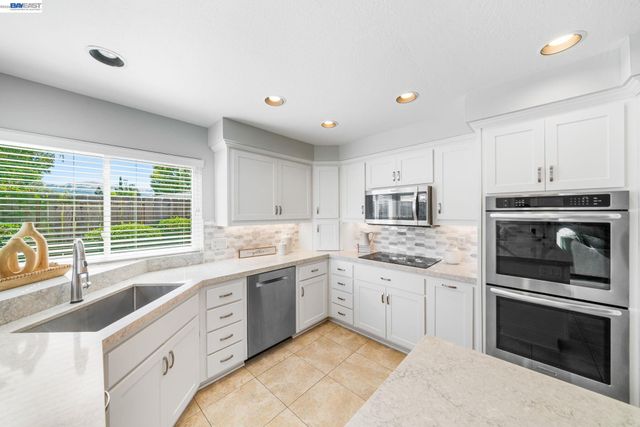 10049 El Dorado Dr, San Ramon, CA 94583