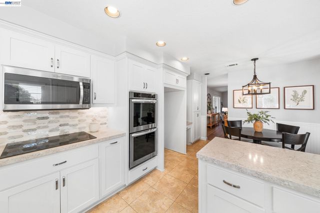 10049 El Dorado Dr, San Ramon, CA 94583