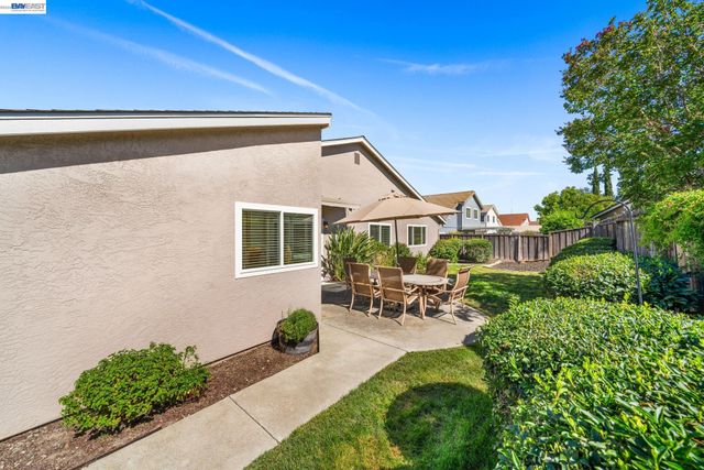 10049 El Dorado Dr, San Ramon, CA 94583