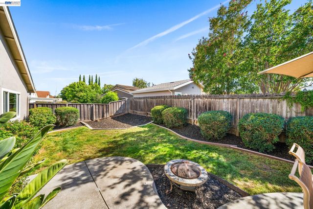 10049 El Dorado Dr, San Ramon, CA 94583