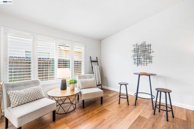 10049 El Dorado Dr, San Ramon, CA 94583