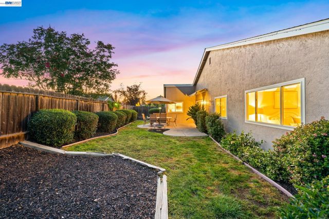 10049 El Dorado Dr, San Ramon, CA 94583