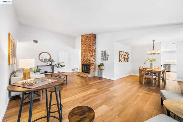 10049 El Dorado Dr, San Ramon, CA 94583