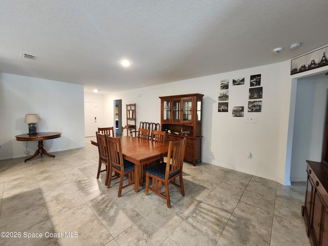 261 Wisteria Avenue NW, Palm Bay, FL 32907
