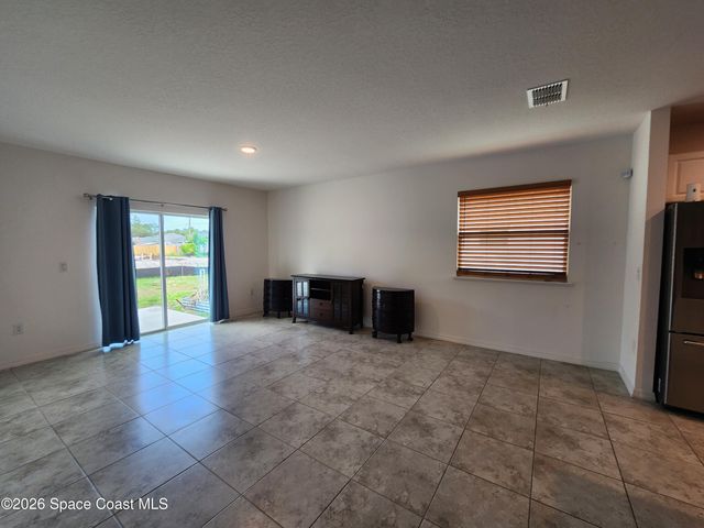 261 Wisteria Avenue NW, Palm Bay, FL 32907