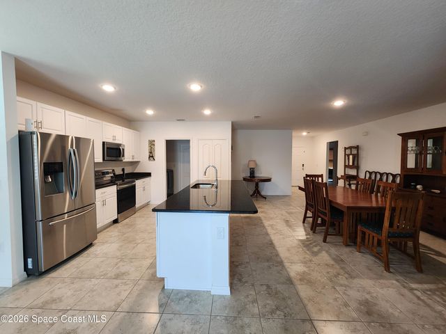 261 Wisteria Avenue NW, Palm Bay, FL 32907