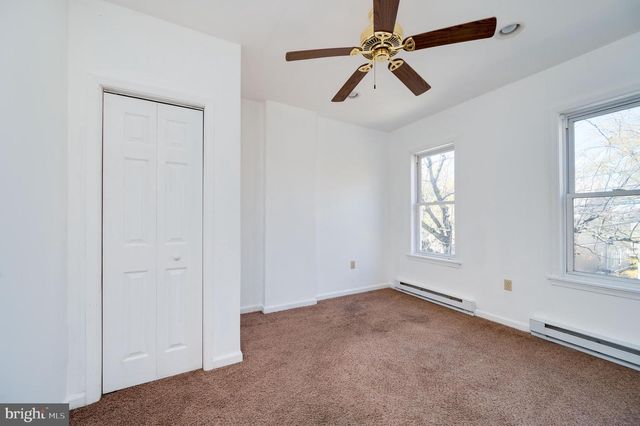 460 N CHARLOTTE STREET, Pottstown, PA 19464