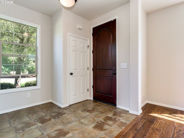 11141 Sw BARBER St, Wilsonville, OR 97070