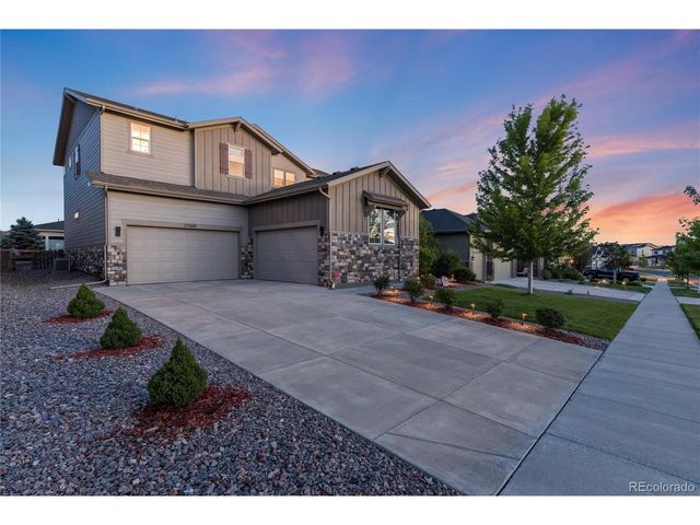 27500 E Lakeview Dr, Aurora, CO 80016