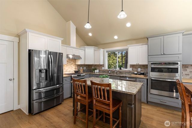 7981 SE MOSSY POND Court, Olalla, WA 98359