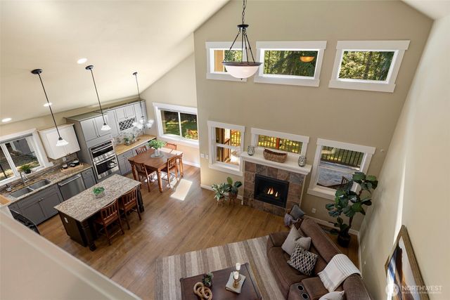 7981 SE MOSSY POND Court, Olalla, WA 98359