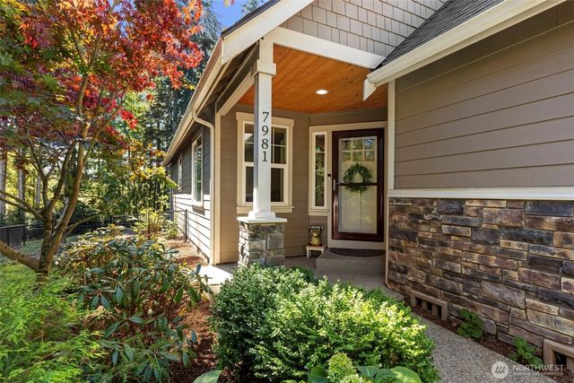 7981 SE MOSSY POND Court, Olalla, WA 98359