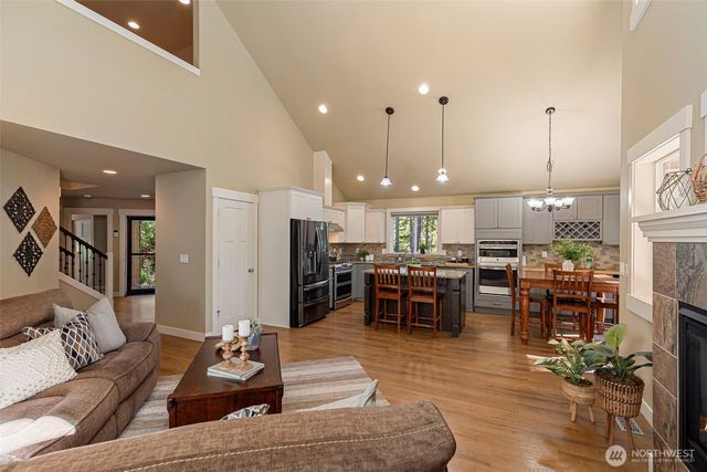 7981 SE MOSSY POND Court, Olalla, WA 98359