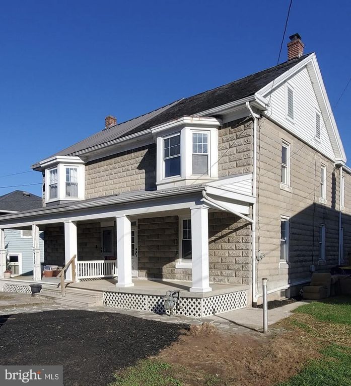 3183 N GEORGE ST, Emigsville, PA 17318
