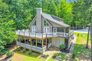 409 The Bear Boulevard, Tamassee, SC 29686