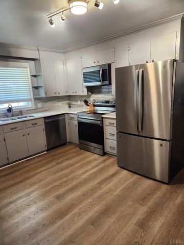 5904 Rhonda Rd, Lynchburg, VA 24502