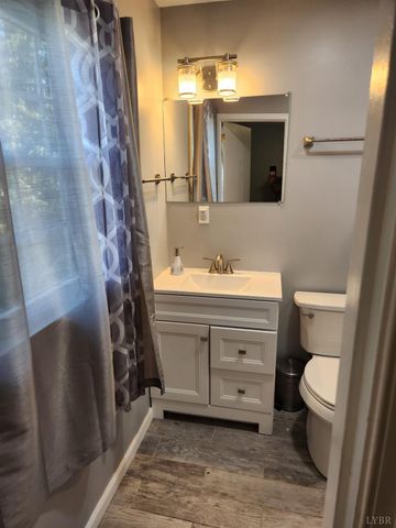 5904 Rhonda Rd, Lynchburg, VA 24502