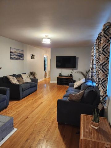 5904 Rhonda Rd, Lynchburg, VA 24502