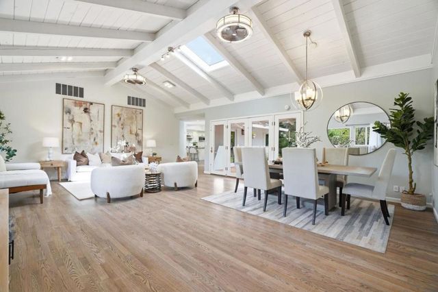 13525 Surrey Lane, Saratoga, CA 95070