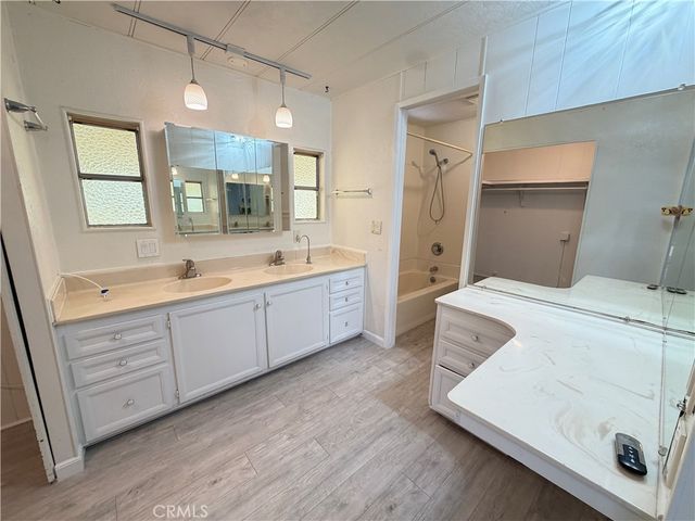 22895 Skylink Drive, Canyon Lake, CA 92587