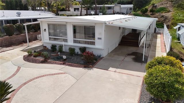 22895 Skylink Drive, Canyon Lake, CA 92587