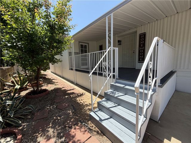 22895 Skylink Drive, Canyon Lake, CA 92587