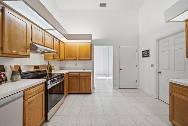 1908 RIVER CROSSING DRIVE, Valrico, FL 33596