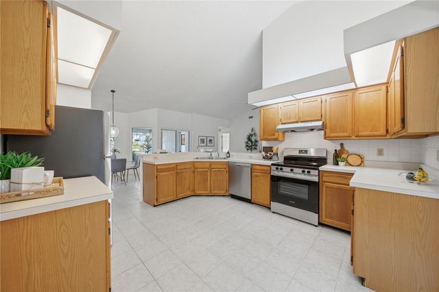 1908 RIVER CROSSING DRIVE, Valrico, FL 33596