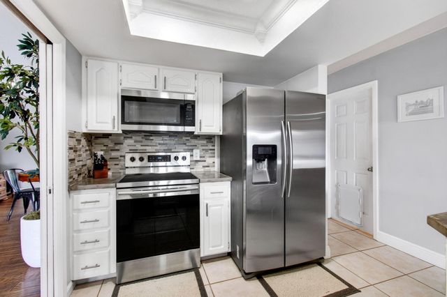 1630 Tamarack Way, Wellington, FL 33414