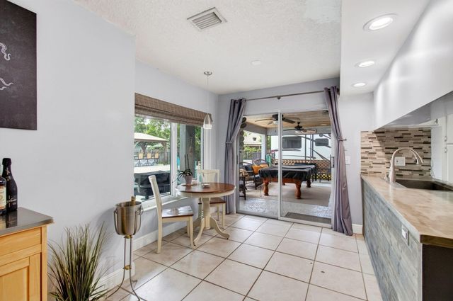 1630 Tamarack Way, Wellington, FL 33414